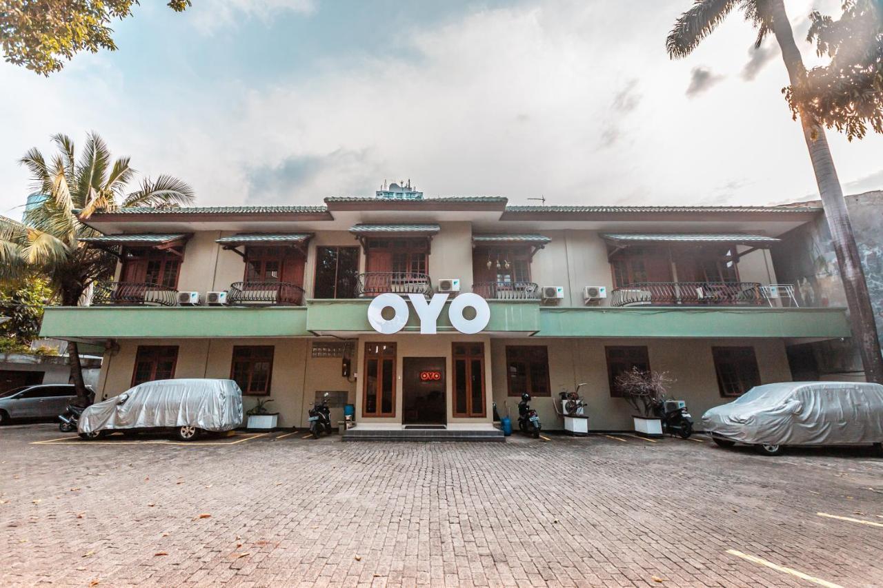 Oyo 1990 Kost Kuningan Executive Boading House Setiabudi Jakarta Exterior photo