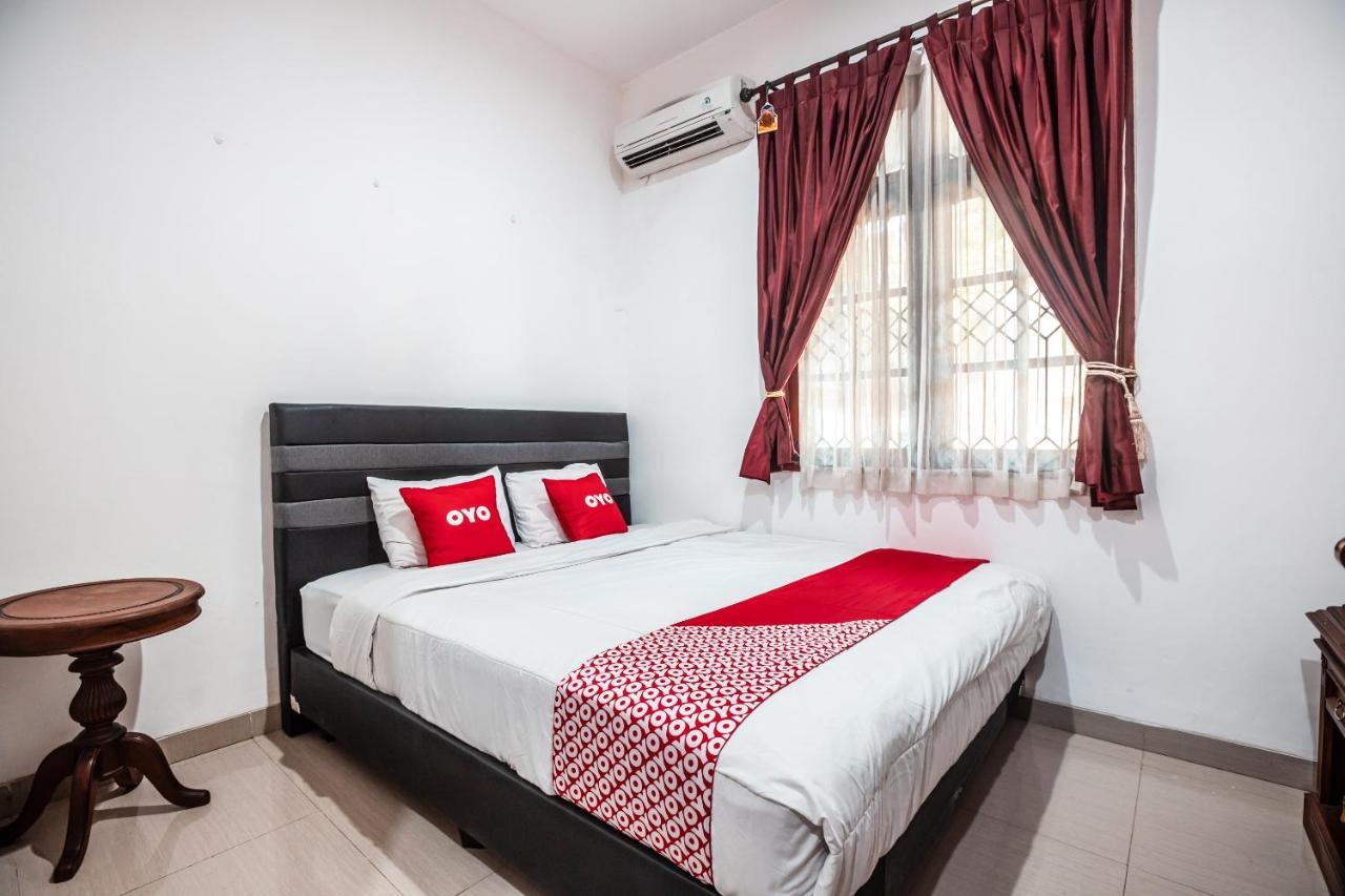 Oyo 1990 Kost Kuningan Executive Boading House Setiabudi Jakarta Exterior photo