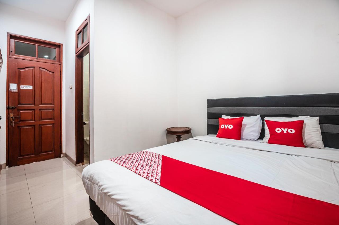 Oyo 1990 Kost Kuningan Executive Boading House Setiabudi Jakarta Exterior photo