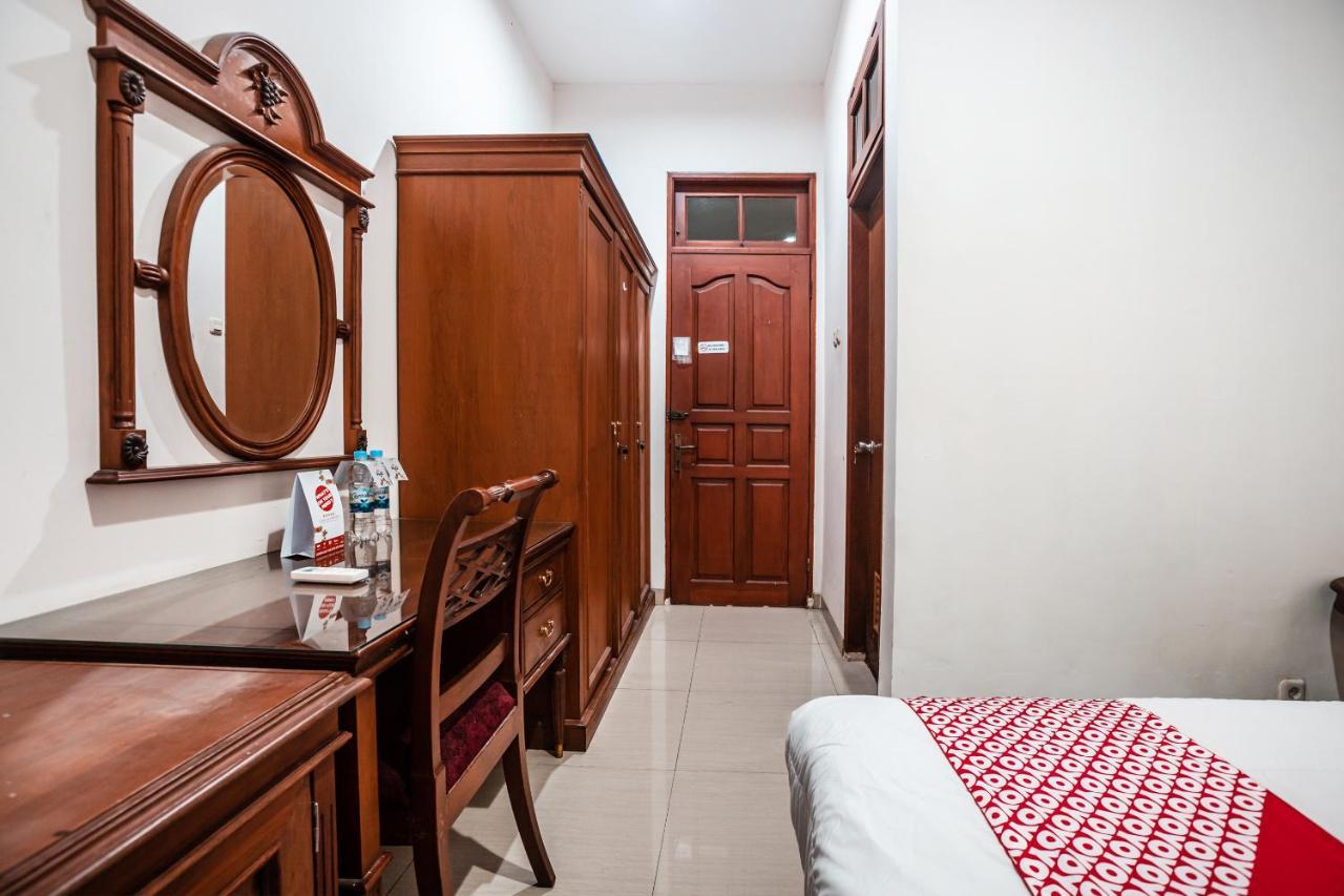 Oyo 1990 Kost Kuningan Executive Boading House Setiabudi Jakarta Exterior photo