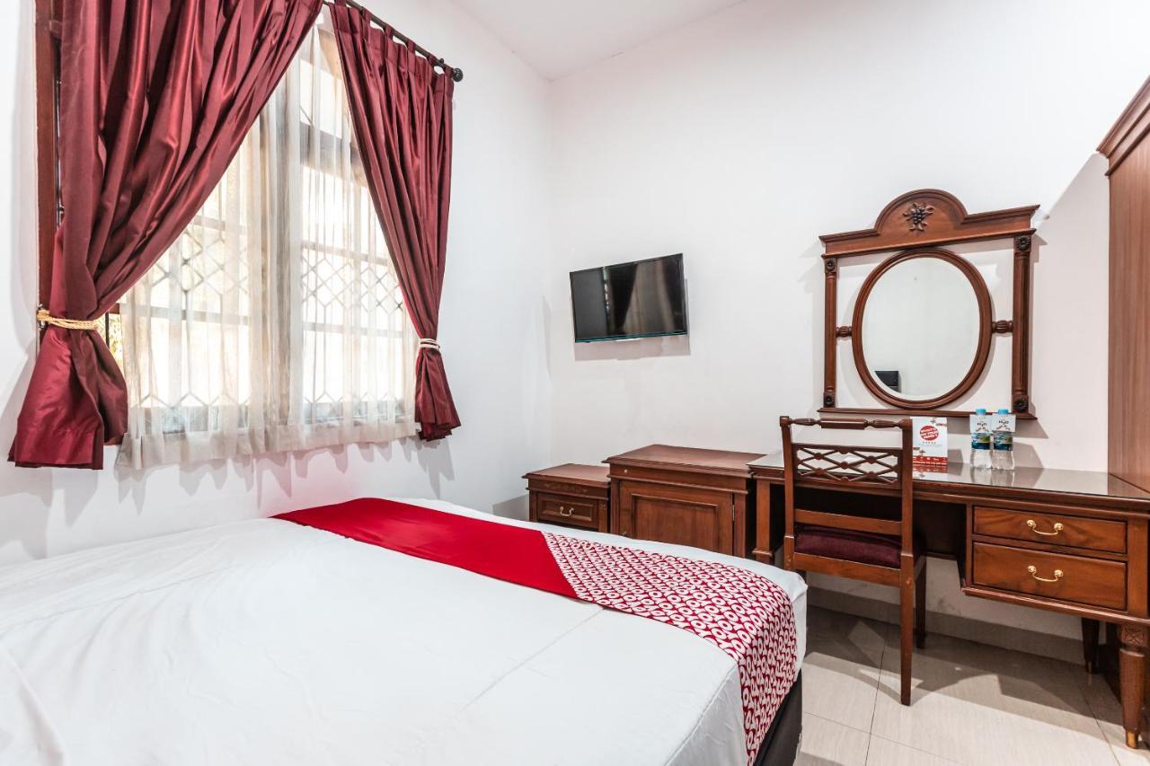 Oyo 1990 Kost Kuningan Executive Boading House Setiabudi Jakarta Exterior photo