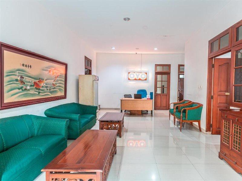 Oyo 1990 Kost Kuningan Executive Boading House Setiabudi Jakarta Exterior photo
