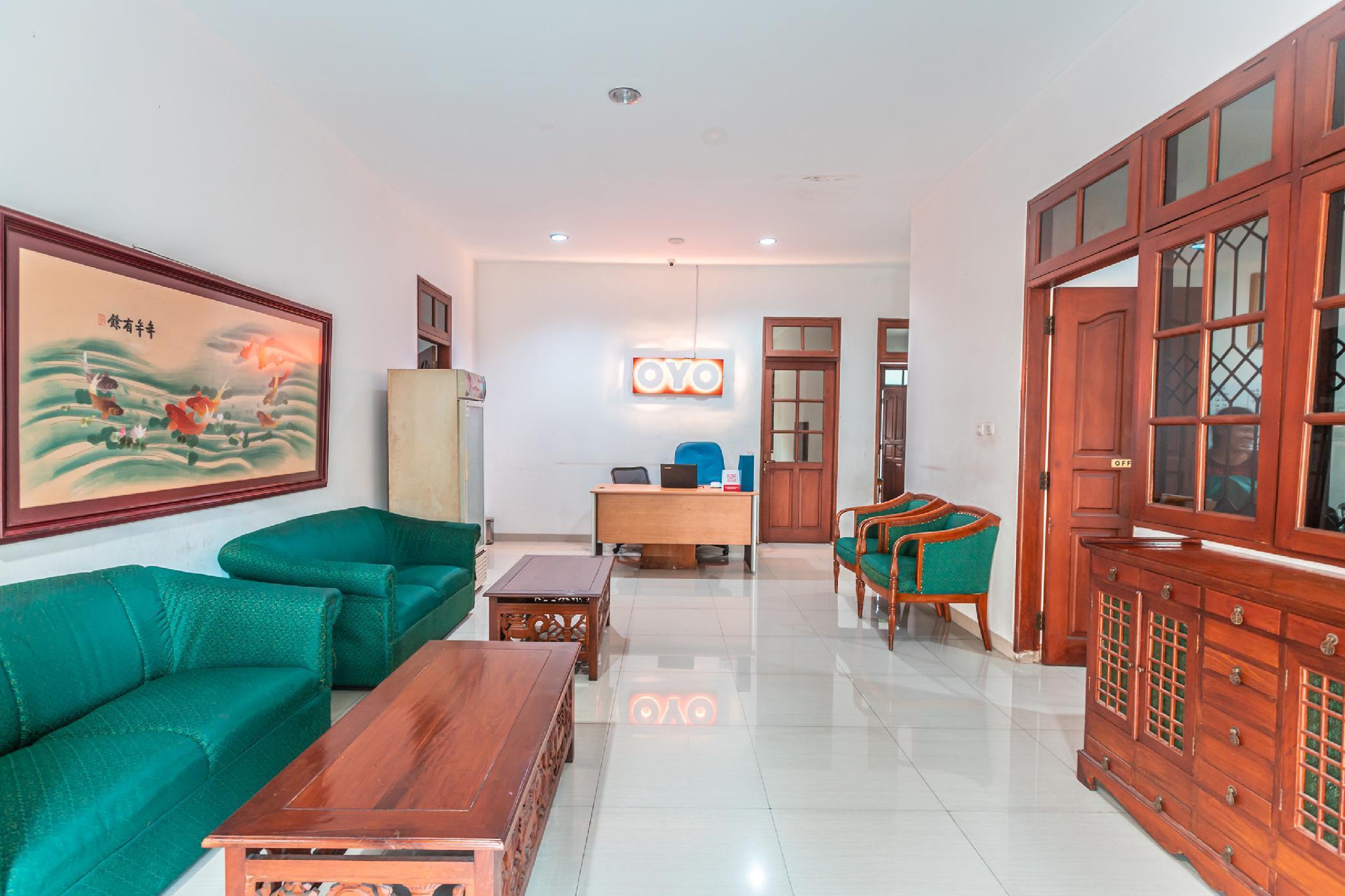 Oyo 1990 Kost Kuningan Executive Boading House Setiabudi Jakarta Exterior photo